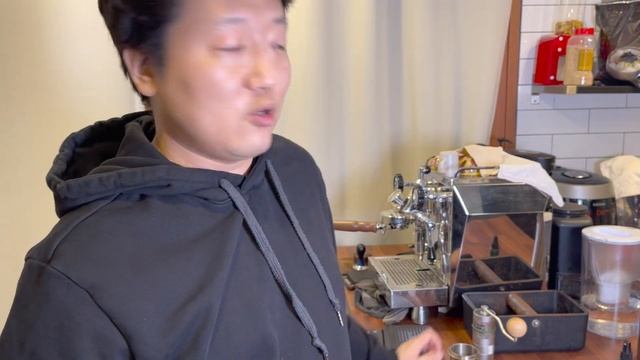 [내돈내산 리뷰] 1zpresso Q2 핸드밀(핸드그라인더) 사세요. 사지마세요. смотреть онлайн