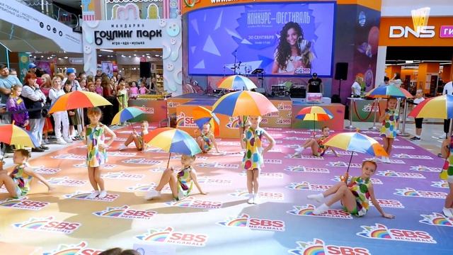 Dance - FAVORITE UMBRELLA. Choreographic Ensemble SPARKS / Танец -  ЛЮБИМЫЙ ЗОНТИК. Хореография.