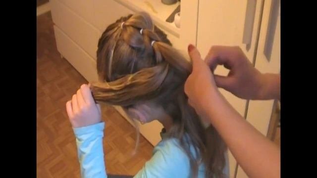 Красивая и быстрая прическа для девочки