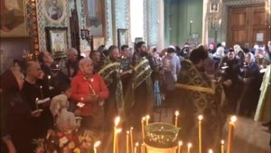 Великого Пятка с чтением 12 страстных Евангелий.