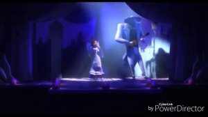 МОНСТР В ПАРИЖЕ