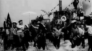 Музыка из кинофильмов - Цыпленок жареный