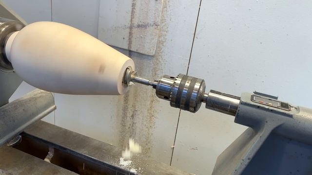 Woodturning - log to vase смотреть онлайн