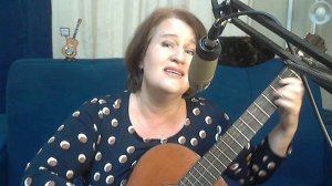 Великолепная осенняя песня Кленовый лист.Моя,авторская аранжировка для гитары.Послушайте.