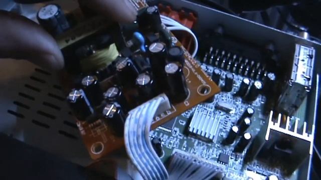 EUROSKY 4100 МИГАЕТ. СПУТНИКОВЫЙ ТЮНЕР НЕ РЕАГИРУЕТ НА КНОПКИ. смотреть онлайн