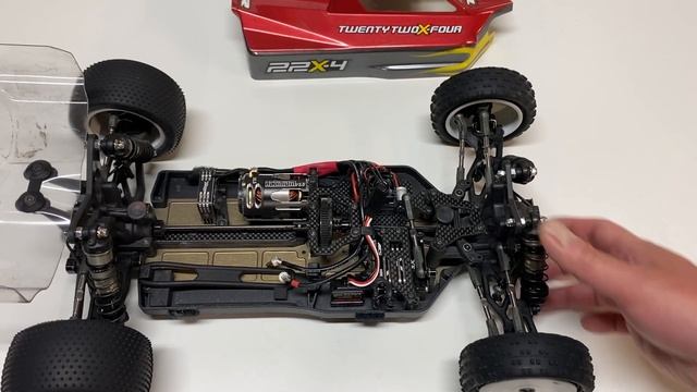 TLR 22X-4 Carpet Setup смотреть онлайн