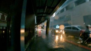 FUJIFILM X100V EP. 03 // Under The Rain Photography in Makati City