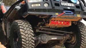 Modified Toyota landcruiser 79series v8 GXL on 35 inch tyres  Maxxis RAZR MT 315 75 16 offroad test
