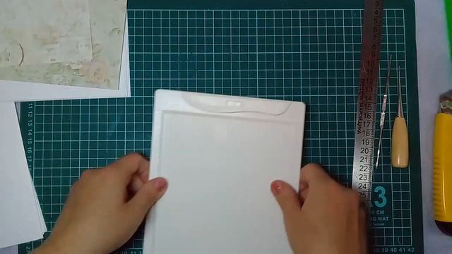 Как сделать альбом в переплёте Часть 1 Подготовка блока к сшиванию Скрапбукинг Мастер класс смотреть онлайн