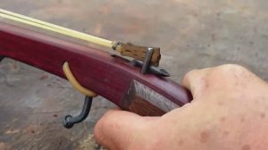 Рогатка из красного дерева (африканский Падаук)