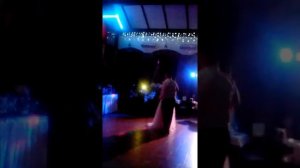 Танец папы и дочки на свадьбе, очень красивый.