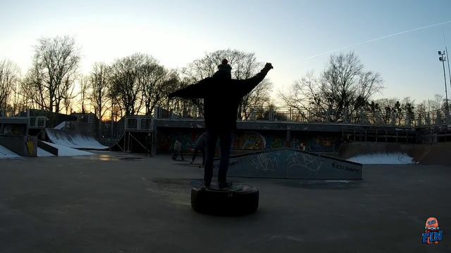 Откуда взялось это колесо ? Несколько жёстких падений. смотреть онлайн