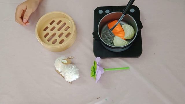 как приготовить сатай из креветок на пару с кокосовым молоком- Khánh Ngân смотреть онлайн