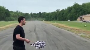 Бугатти чирон против R35 Ниссан Gtr.