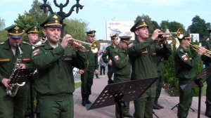 Военный оркестр. Песенка про трубачей из к/ф "О бедном гусаре замолвите слово".