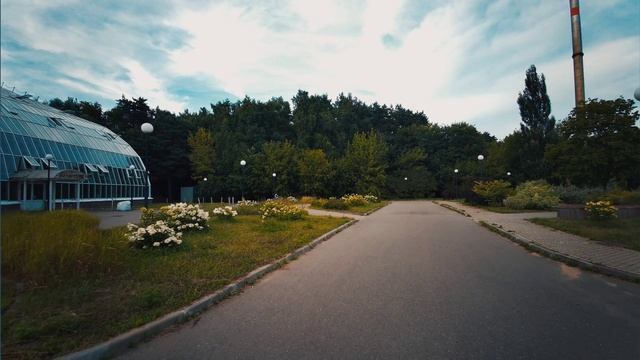 Маршрут: Ботанический сад (вход) - ВДНХ (выход). Прогулки по городским улицам. Москва.