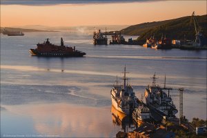 Мурманск. Кольский залив.