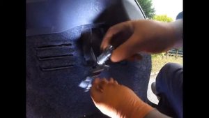 Replacement of bulbs of a back lamp of Renault megane/Замена лампочек заднего фонаря Renault megane