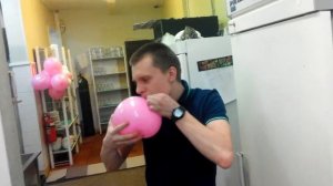 Гелий в лёгких, голос тоньше