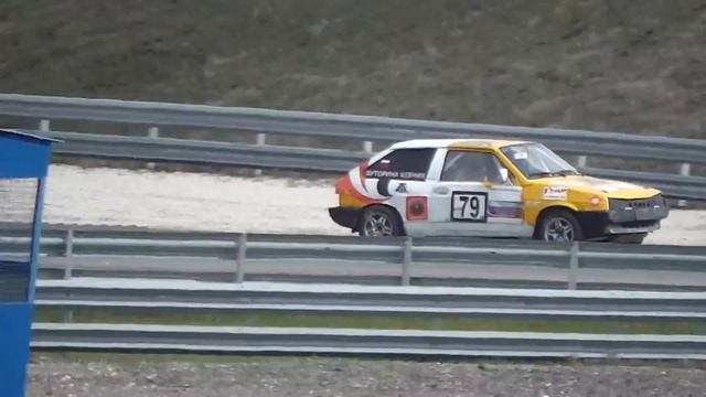 Победа Ксении Буториной в 4-м квалификацинном заезде (24.04.2016). смотреть онлайн