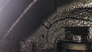 Чтобы защитить арки Mitsubishi Outlander используем настоящую броню (шумоизоляция плюс антикор)