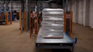 Упаковка мешков без поддона в стретч-плёнку | Беспаллетная паллетизация и обмотка ROBOPAC