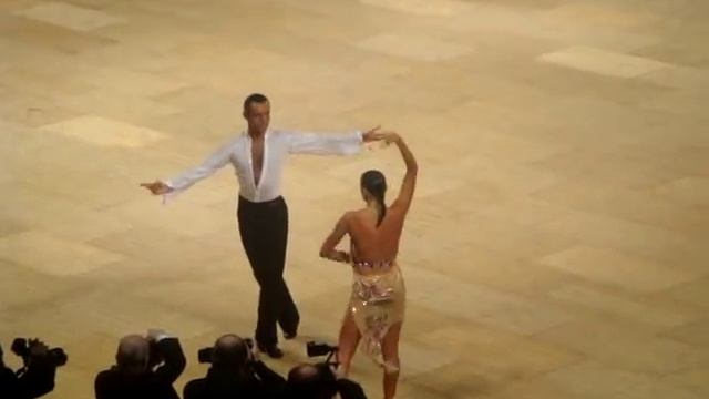 UK 2009 Slavik Kryklyvyy & Hanna Karttunen (Finland) Cha Final Presentation смотреть онлайн