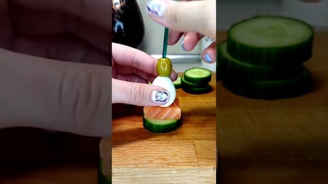 Яркая и праздничная закуска! Рецепт канапе Как приготовить канапе