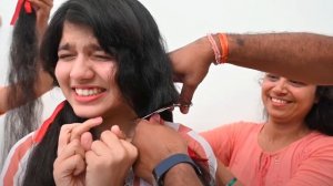 «Индийская Рапунцель» постриглась впервые за 12 лет. Отрезала двухметровую косу!