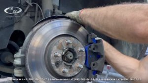 Range Rover Evoque замена колодок. Развалились колодки.