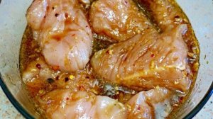Индейка в соевом соусе на сковороде
