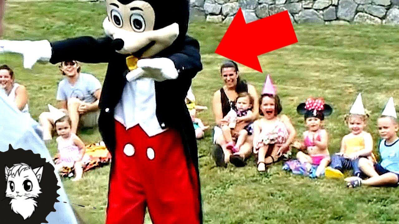 В ДИСНЕЙЛЕНДЕ ТВОРИТСЯ ЧТО-ТО СТРАННОЕ И ПУГАЮЩЕЕ [Белый кот] смотреть онлайн