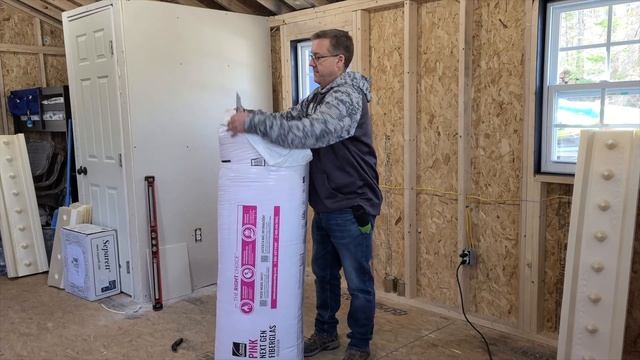 How To Insulate & Baffle A Shed Roof | 12x24 Tiny Home Semi-Off Grid DIY Shed to House Conversion смотреть онлайн