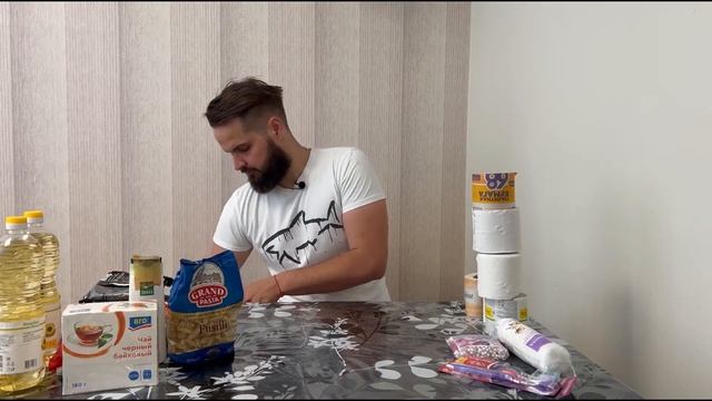 Распаковка гуманитарной помощи