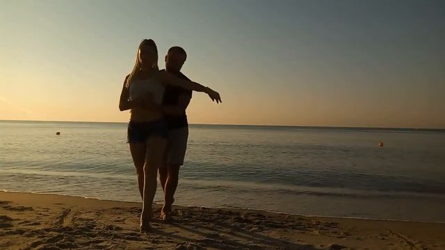 Alexandr Gaydash & Alina Kravchenko - Sea Kizomba Improvisation смотреть онлайн