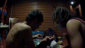 Кустарное зашивание раны сам себе, без инструментов