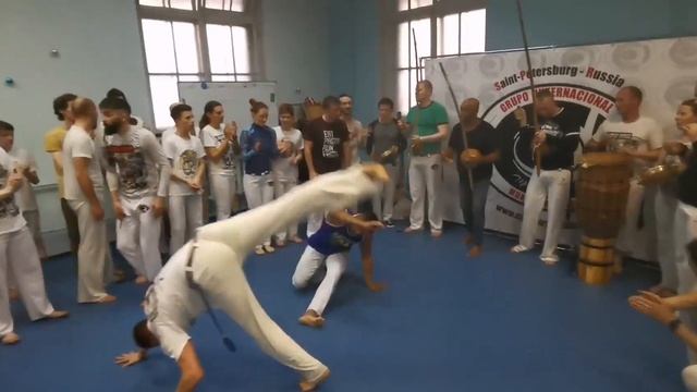 Capoeira event in Sankt Petersburg, Mundo capoeira group смотреть онлайн