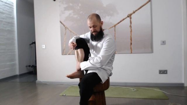 Упражнения для стоп и мышц голени. Как правильно сидеть? смотреть онлайн