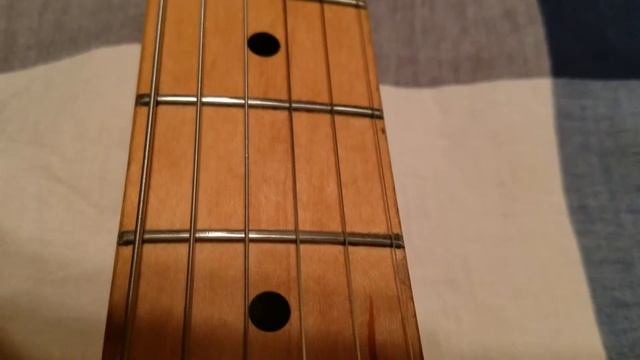 $220 Fender mim strat neck & body(2) смотреть онлайн