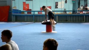 Круги на грибке (спортивная гимнастика)