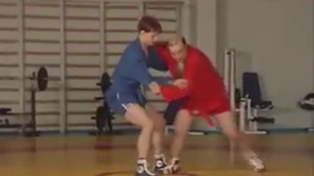 Уроки самбо Гончаров 21   Отбив