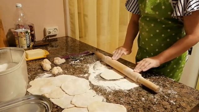 САМЫЕ ВКУСНЫЕ БУЛОЧКИ от Юли капризули. смотреть онлайн