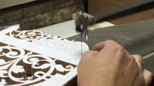 Угловая полка для икон на лобзиковом станке | Corner shelf