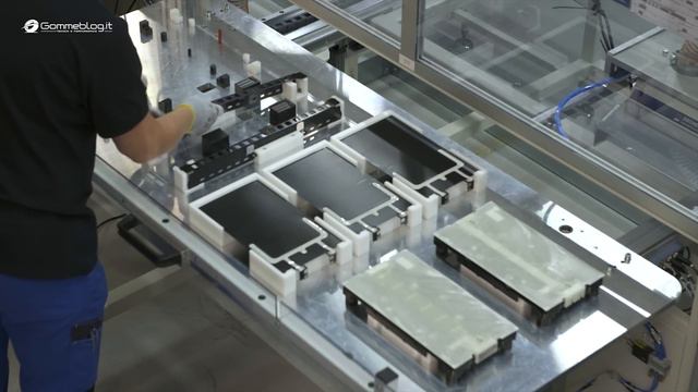 Mercedes Electric ENGINE - Battery PRODUCTION ASSEMBLY