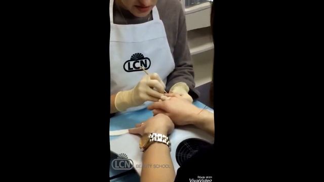 Курс маникюра "Ламинирование ногтевой пластины" в Московской Школе Красоты LCN