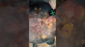 БАРАНиНа с картошкой в Казане на костре. #еда #вказаненакостре #рецепты