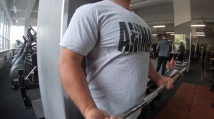 //Подъем на бицепс wrpf//Советы чемпиона мира новичкам.Как поднимать штангу на бицепс стоя, советы.