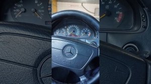 не открывается багажник w210