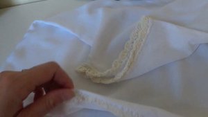 DIY/Декоративная обработка края блузы из батиста/Decorative trim blouses thread and crochet!