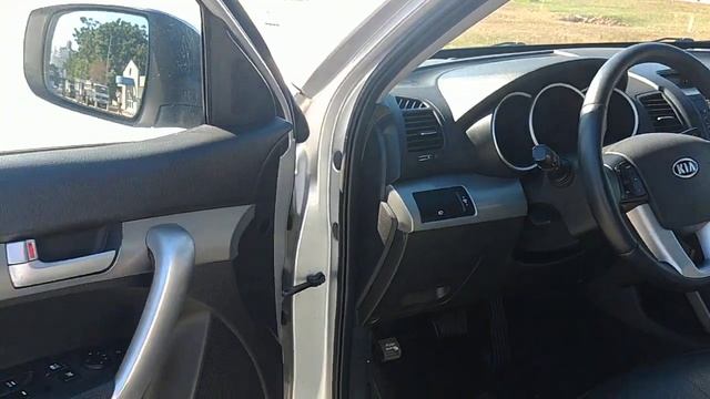Kia Sorento 2.4 2011 com teto solar Luciandro Repasses смотреть онлайн
